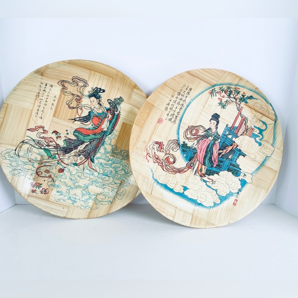 set of 2 vintage Hand Painted Woven Bamboo Plates Decorative Plates